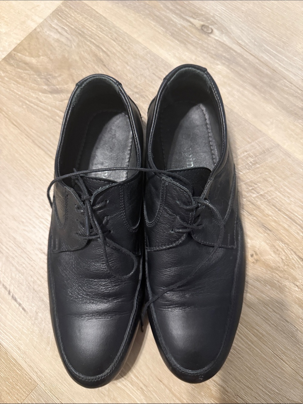 Men's Classic Black Leather Lace-Up Dress Shoes - Picture 3 of 3